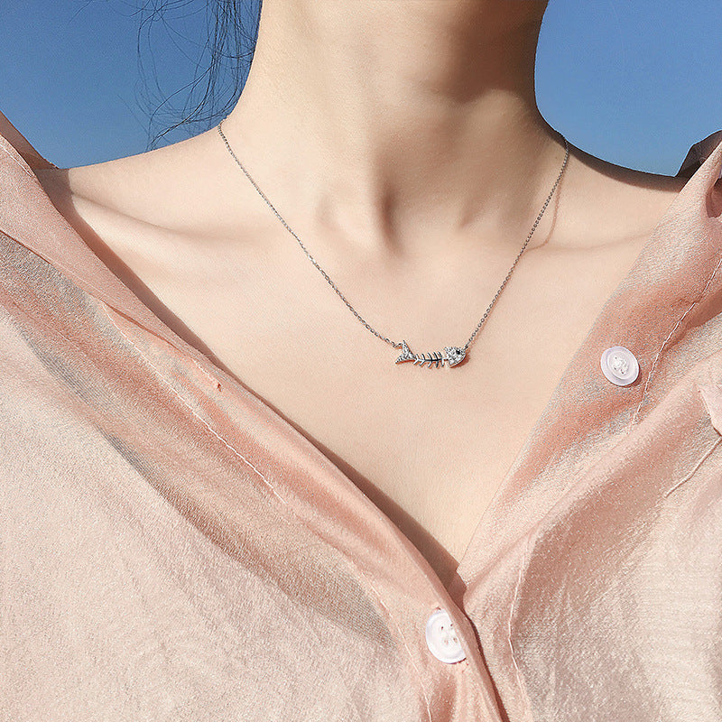 Diamond Fishbone Lock Necklace