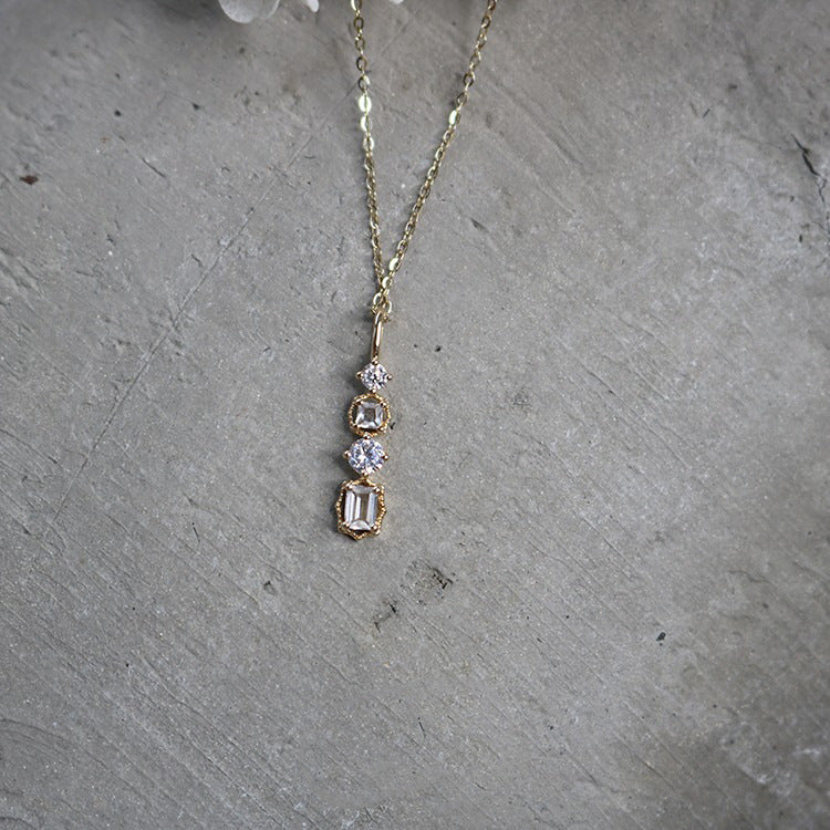 Vertical diamond and diamond necklace